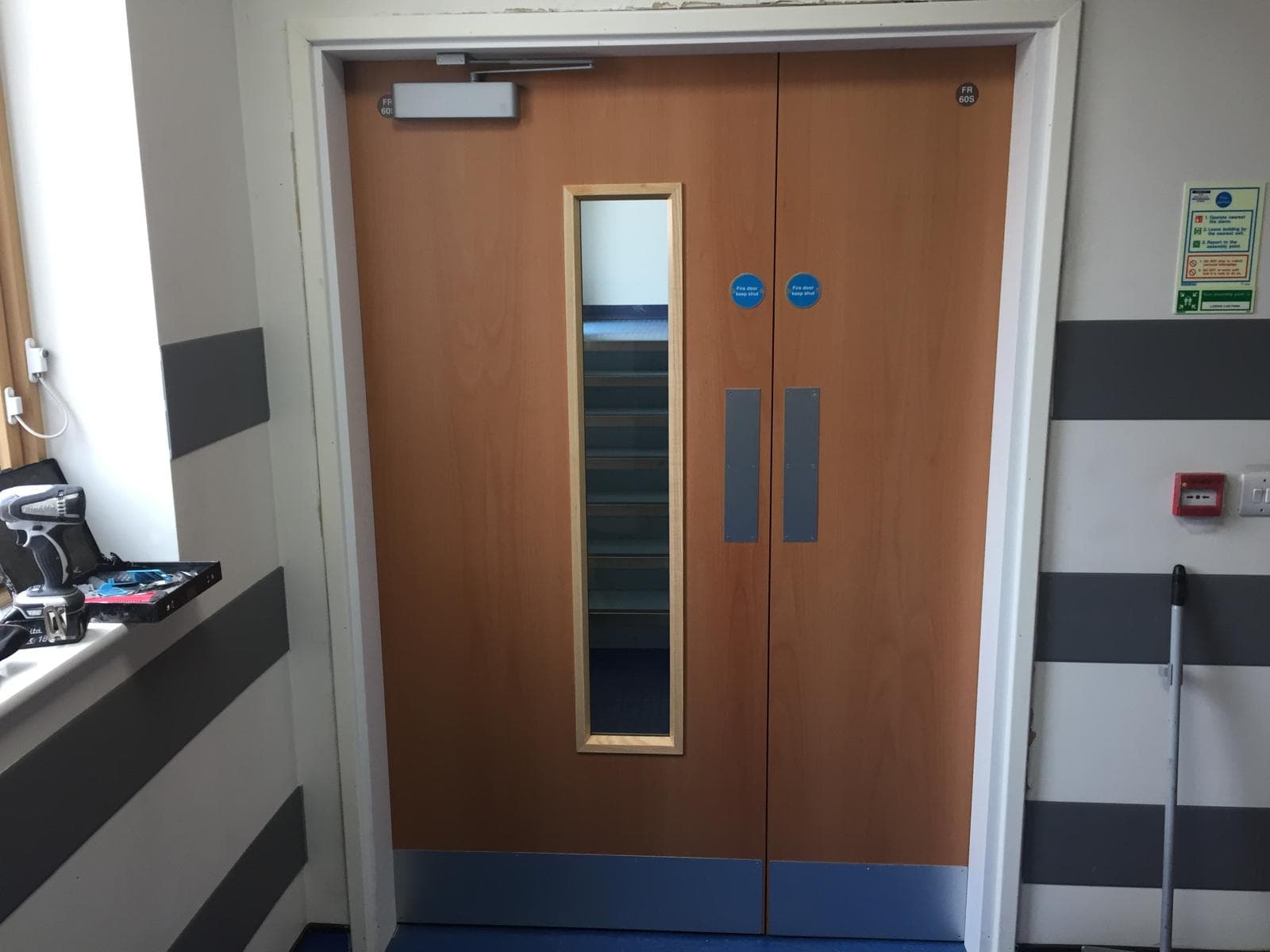Double fire door set